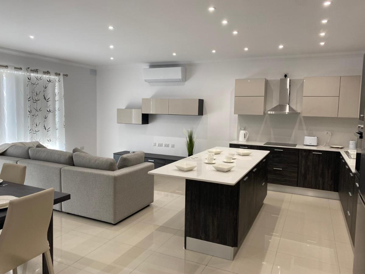New 3 Bedroom Apartment Close To Airport Zurrieq Dış mekan fotoğraf
