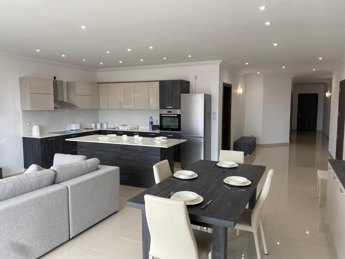 New 3 Bedroom Apartment Close To Airport Zurrieq Dış mekan fotoğraf